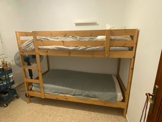 Litera de madera. Modelo Myday Ikea.