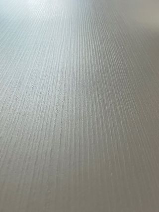 Mesa alta estilo isla en madera