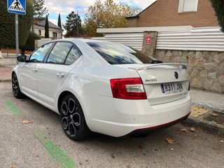 Skoda Octavia VRS 2016 230CV MANUAL