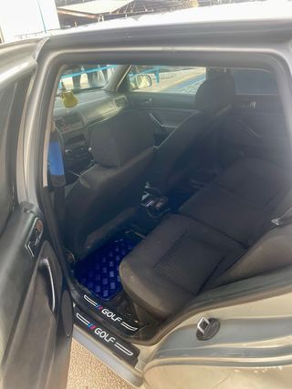 Volkswagen Golf 2001