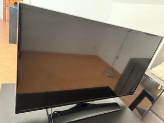 Samsung TV Negra 39 pulgadas.