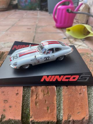 Ninco Jaguar E-Type Coupe Sebring