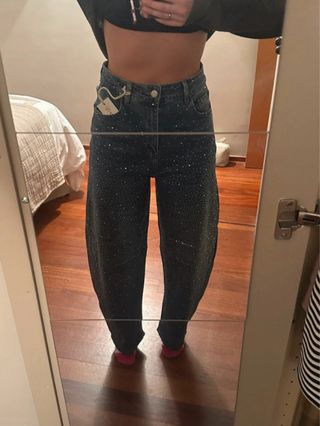 Pantalones vaqueros con pedrería