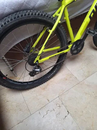 Bicicleta marca QUER Talla M