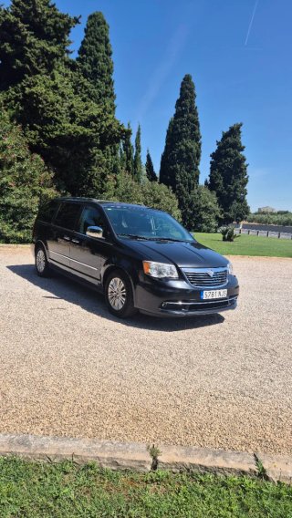 Lancia Voyager 2014