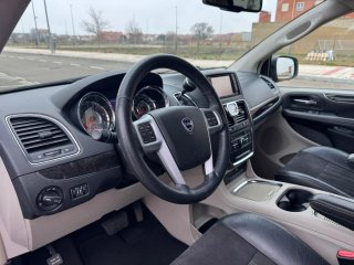 Lancia Voyager 2014