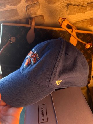 Gorra New York Knicks Oficial Azul comprada en NYC