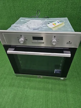 Horno Electrolux Vapor Multifunción Empotrable