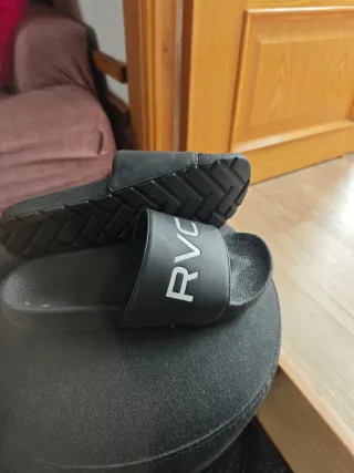 Sandalias RVCA Talla 40 (7 US)