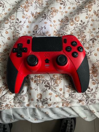 Mando PS4 Rojo y negro Oferta compre uno llevese 2