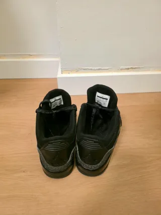 Zapatillas Jordan 3 Negras y Grises