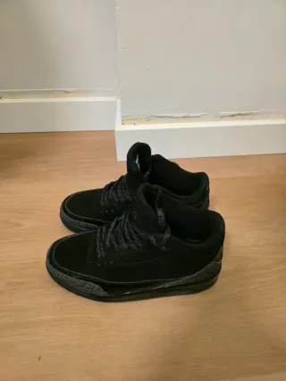 Zapatillas Jordan 3 Negras y Grises