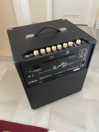 Amplificador Bajo Fender Rumble 100W