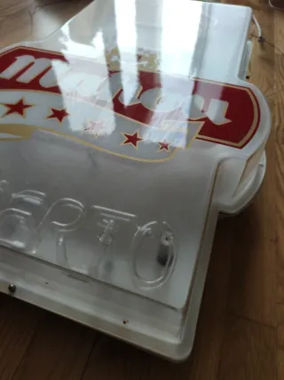 Letrero Mahou "Abierto" Neon