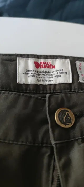 Pantaloni da escursionismo Fjällräven verde oliva