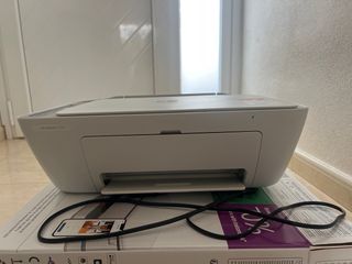 Impresora HP DeskJet 2720e