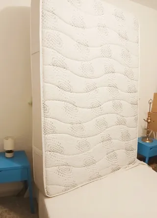 Conjunto muebles dormitorio: cama, cabecero, etc.