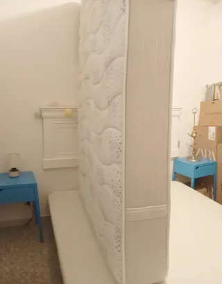 Conjunto muebles dormitorio: cama, cabecero, etc.