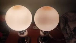 Lampade antiche ben conservate. Metallo, cristallo