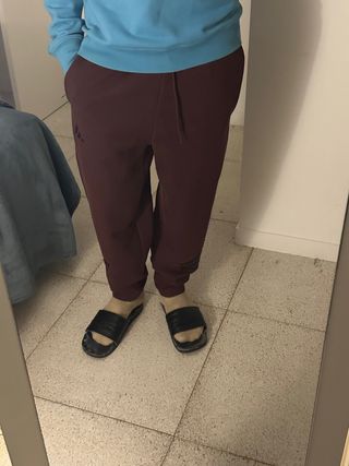 Pantalones Adidas Morados con Rayas Negras