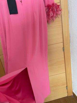 Vestido Matilde Cano rosa con etiqueta