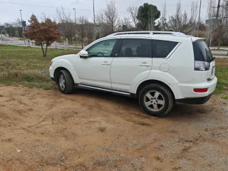 Mitsubishi Outlander 2010
