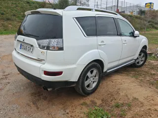Mitsubishi Outlander 2010