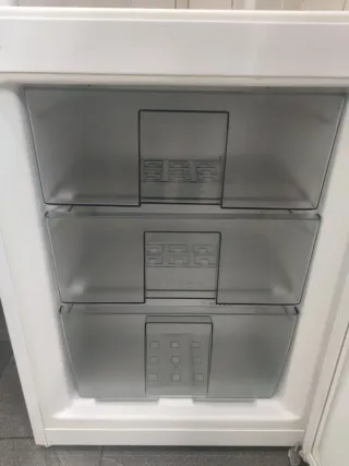 Nevera Corberó combi clase A 188x60cm con garantía