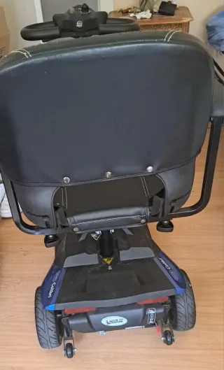 Sill de ruedas eléctrica en buen estado