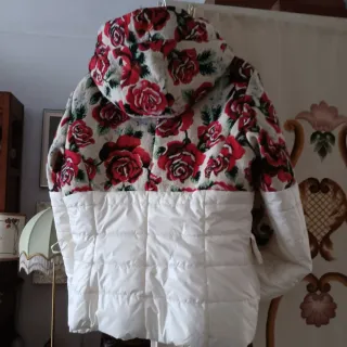 Giaccone floreale con cappuccio taglia 46