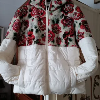 Giaccone floreale con cappuccio taglia 46