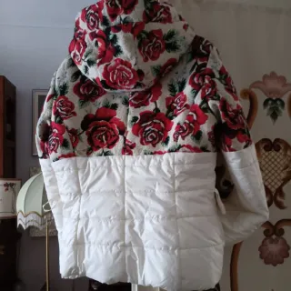Giaccone floreale con cappuccio taglia 46