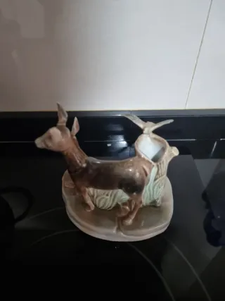 Figura porcelana ciervos y pájaro