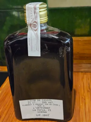 Botella antigua licor Girona
