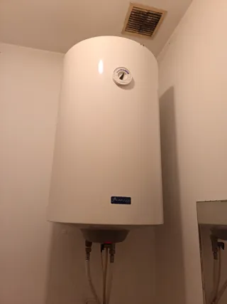 Termo Eléctrico 50L