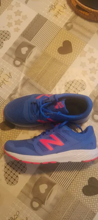 Zapatillas New Balance 570 Azul/Rojo