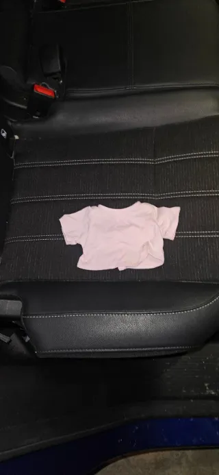 Ropa de bebé para muñeco