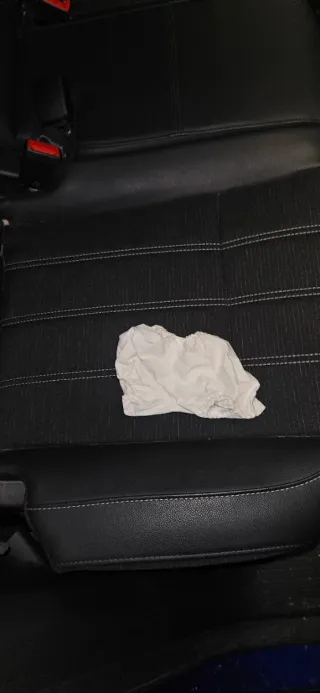 Ropa de bebé para muñeco