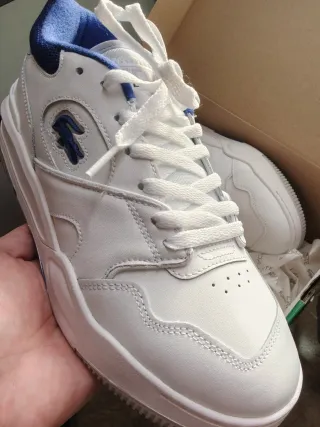 zapatilla Lacoste Talla 42 Cuero blanca