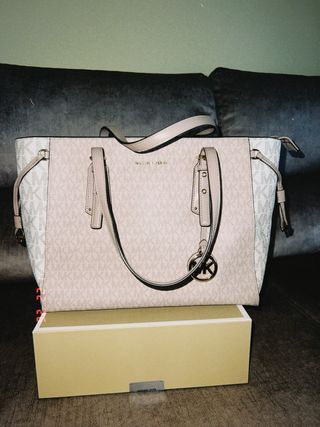 Michael Kors Nala Tote Bag Bege e Branco
