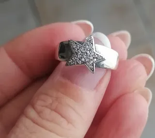 Anello fascia argento S925 con stella e zirconi