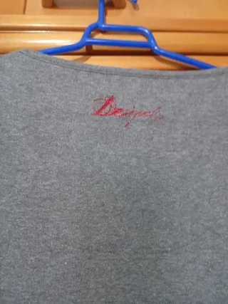 Camiseta manga larga estampada