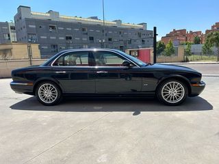 Jaguar XJ XJ6 2.7D V6 Executive