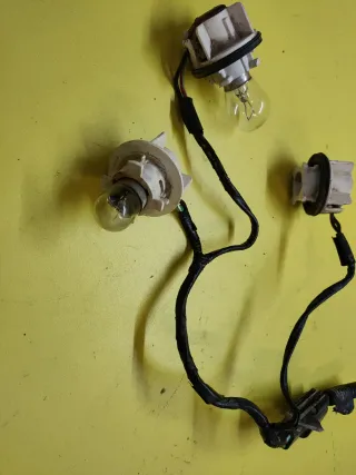 PORTALAMPARAS PILOTO TRASERO NISSAN TERRANO II