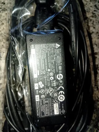 Cable alimentación PC y varios