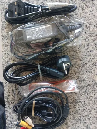 Cable alimentación PC y varios