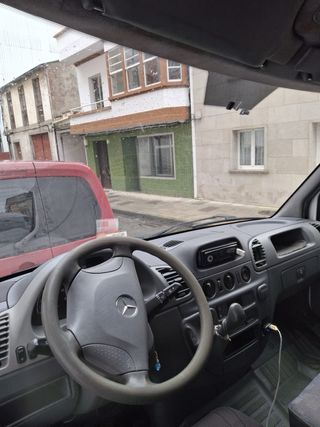 Mercedes-Benz Sprinter 2004