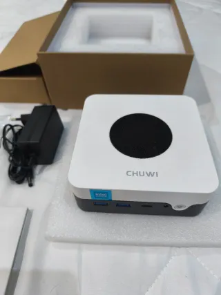 Mini PC Chuwi Intel 12 GB de RAM y 512 ssd Nueva