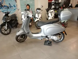 Vespa Primavera 50cc 4T ie