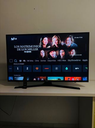 TV Samsung, Smart TV 43” Negro Modelo UE43KU6000